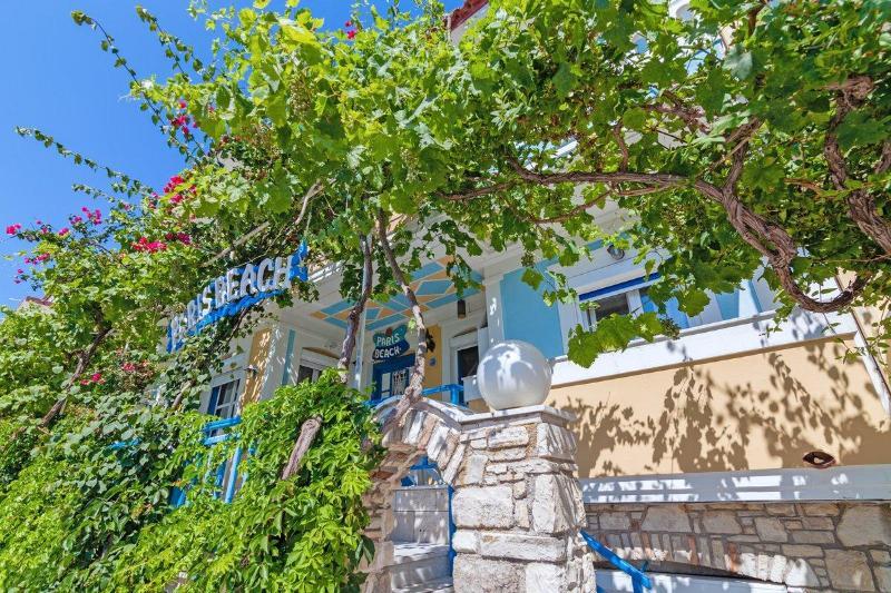 Paris Beach Hotel Ireo  Bagian luar foto