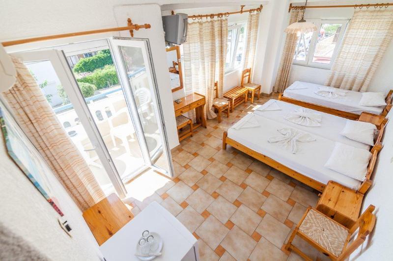 Paris Beach Hotel Ireo  Bagian luar foto